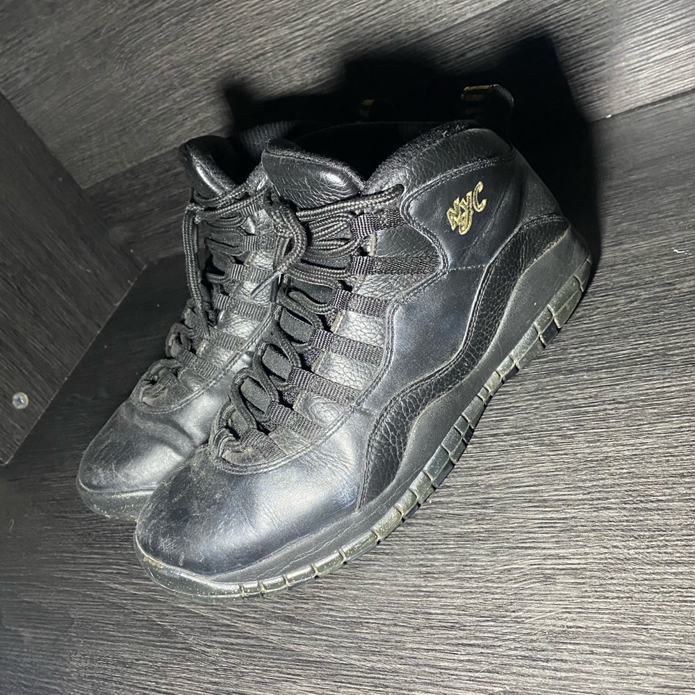 Jordan 10 'NYC' size 9.5
